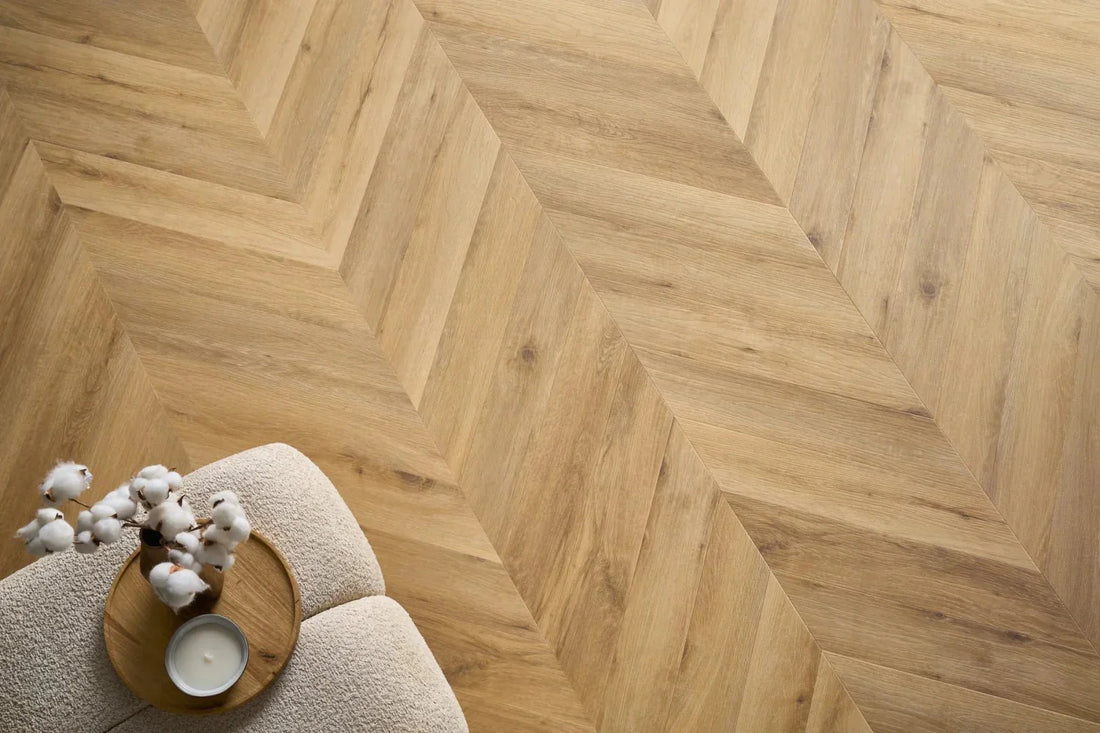 SPC Vinilinės Grindys Amaron Chevron – Wembley Oak - Kiliminesplyteles.lt